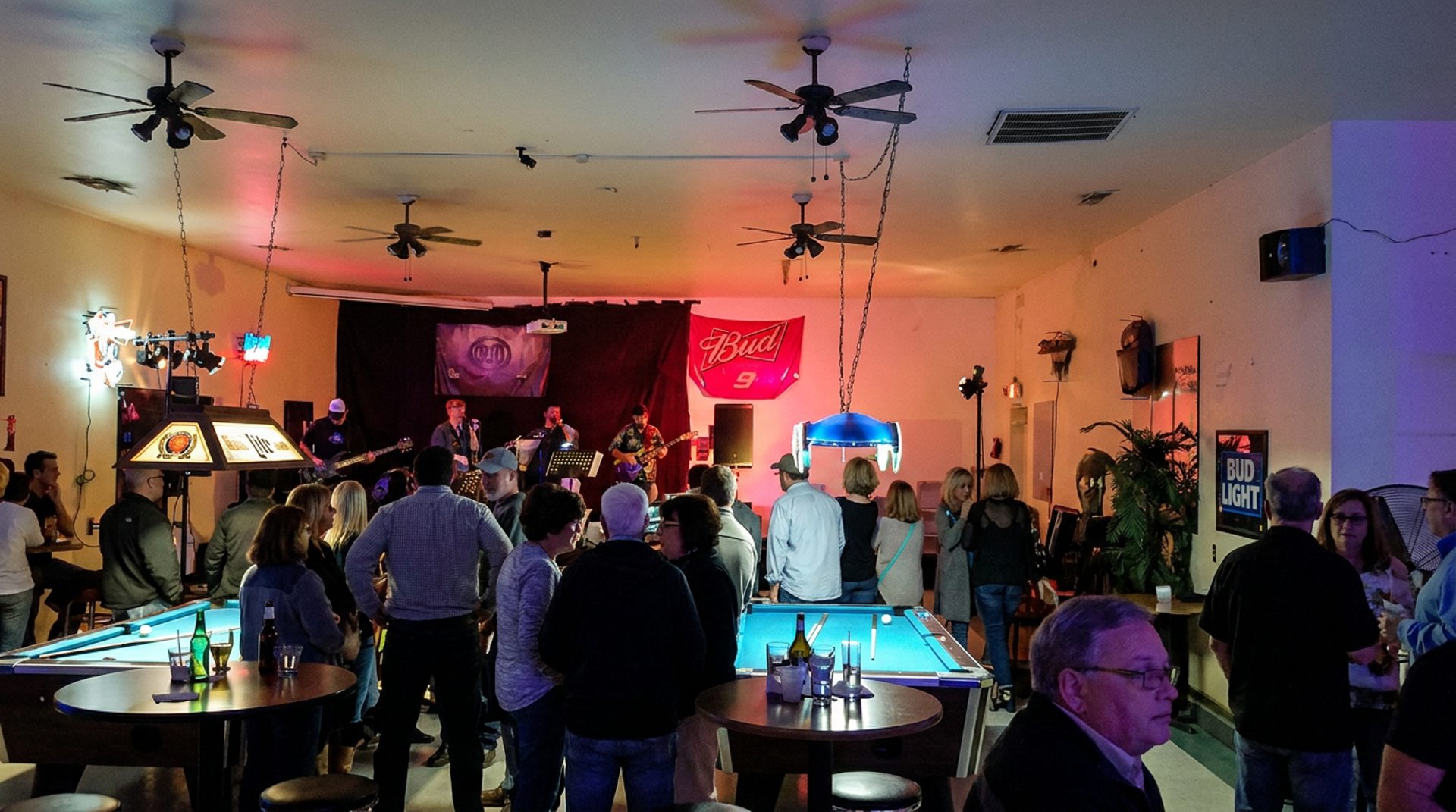 Wilmington's neighborhood bar, twice over